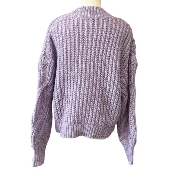 New LUSH NORDSTROM Women's Dusty Lavender Crew Neck Cable Knit Sweater Size M - Picture 3 of 4